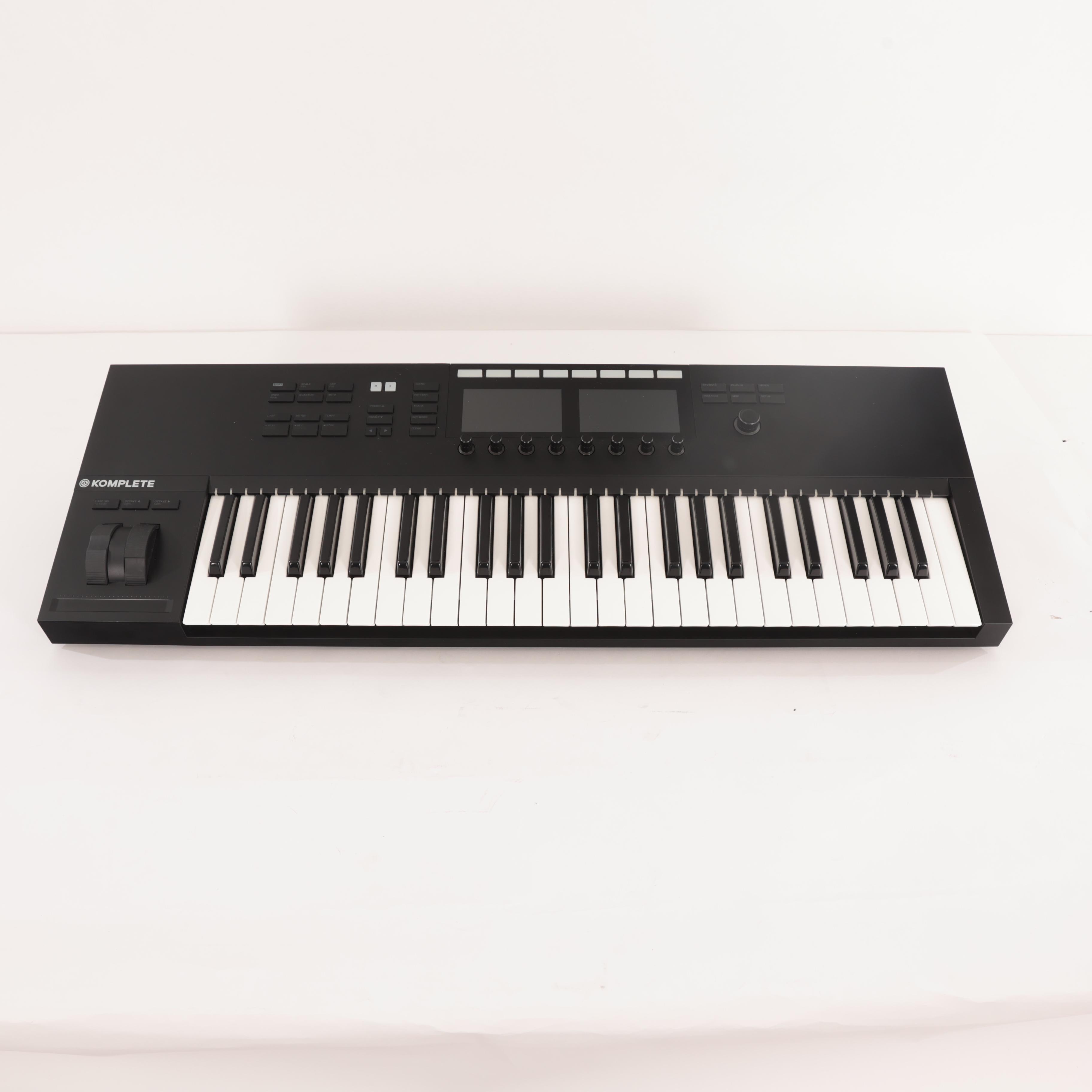 Second Hand Komplete Kontrol S49 Mk2 Midi Controller - Andertons
